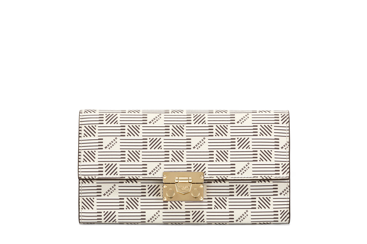 GIGI CLUTCH