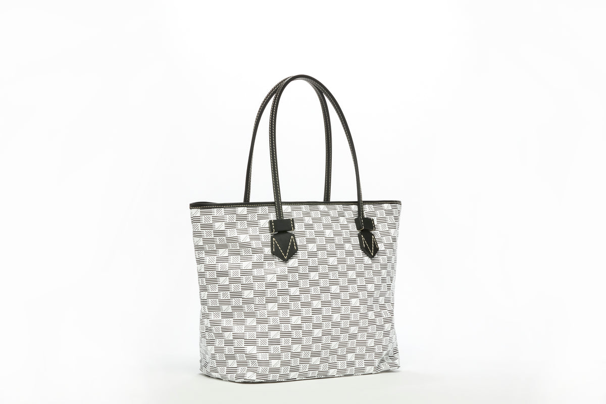 SAINT TROPEZ GM