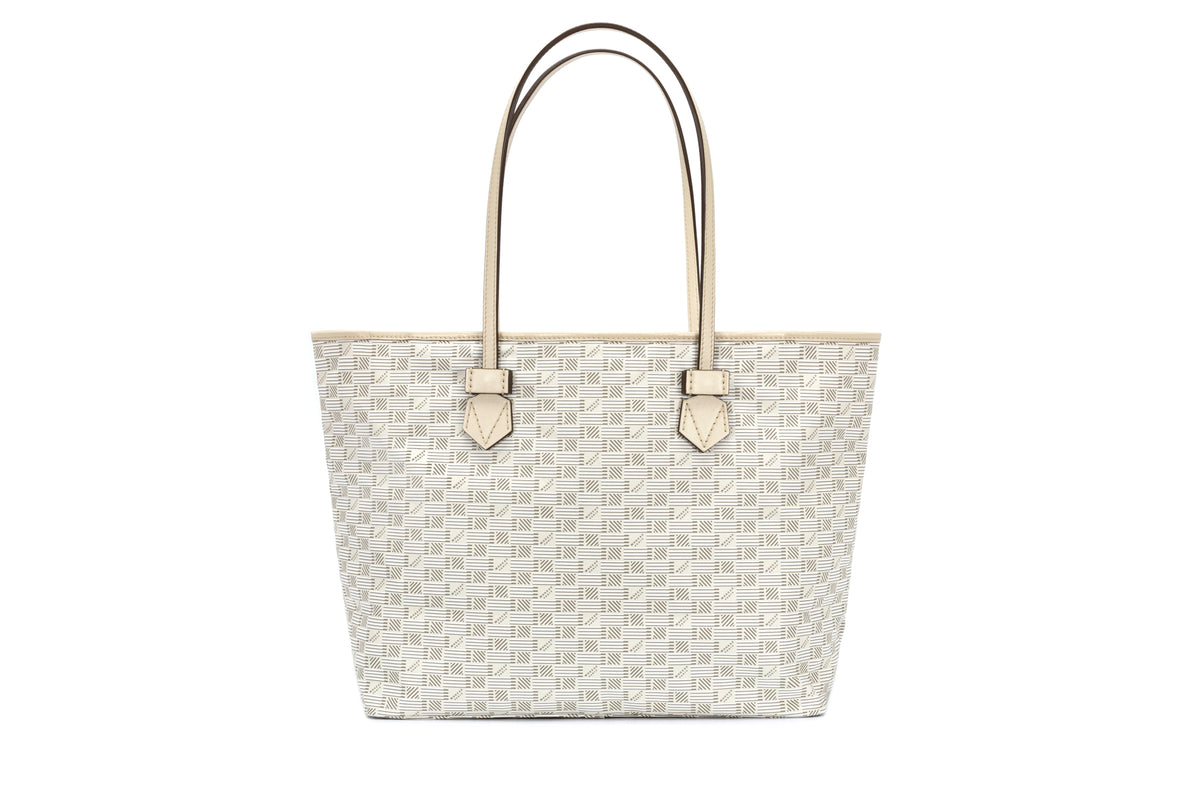 SAINT TROPEZ GM